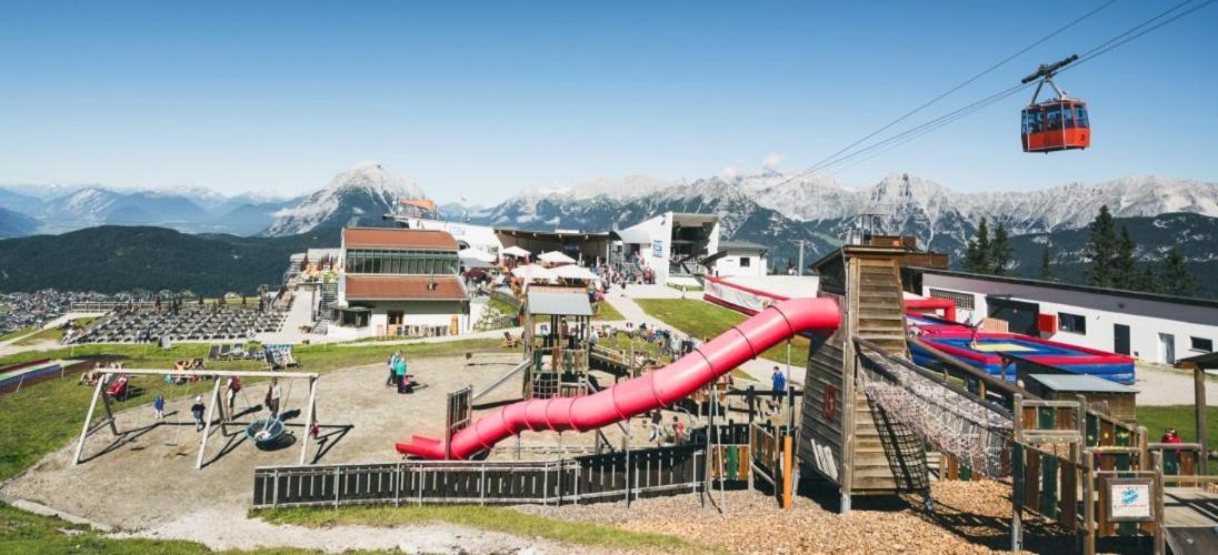 Family Friendly Chalet - Central With Beautiful Mountain Views Seefeld in Tirol Exterior foto