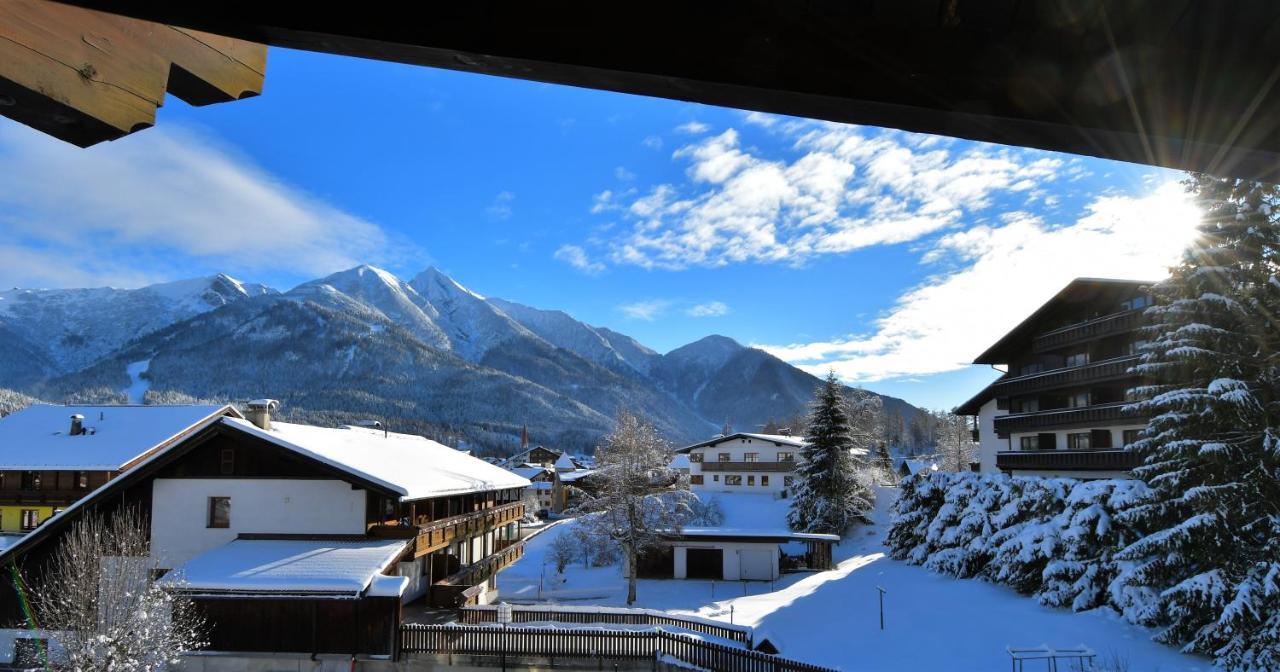 Family Friendly Chalet - Central With Beautiful Mountain Views Seefeld in Tirol Exterior foto